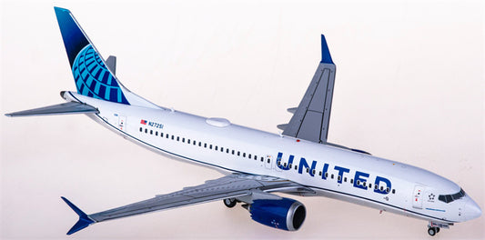 Geminijets United Airlines Boeing 737 MAX 8 N27251 1:200 Diecast Model view 1