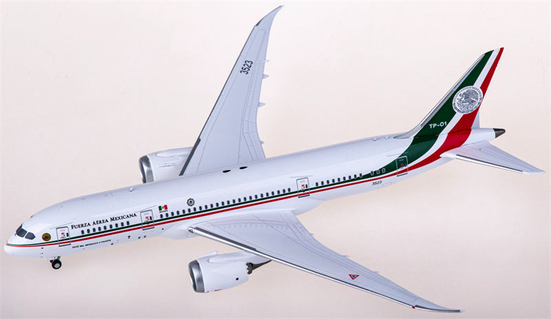 NG Models Mexican Air Force for Boeing 787-8 TP-01 1:400 Airplane Pre-built  Airliner Model Display