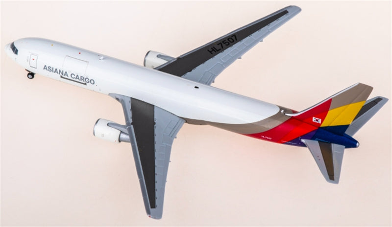 JC Wings Asiana Cargo Boeing 767-300F HL7507 1:400 Diecast Model view 3