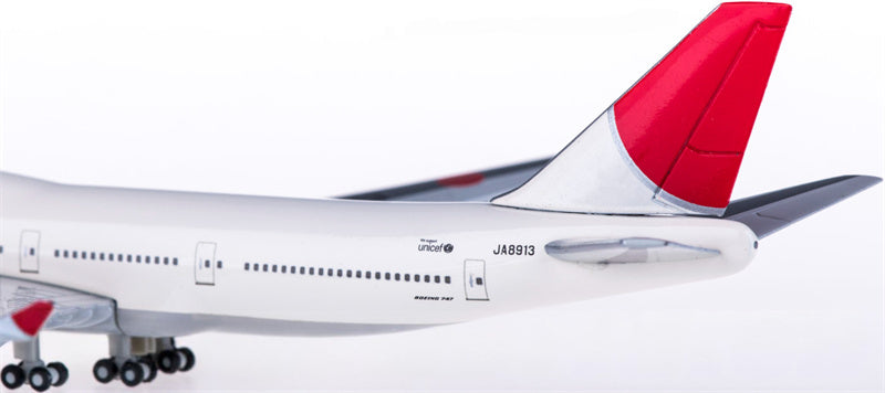 Hogan Japan Airlines Boeing 747-400 JA8913 member of oneworld 1:500 Diecast Model view 3