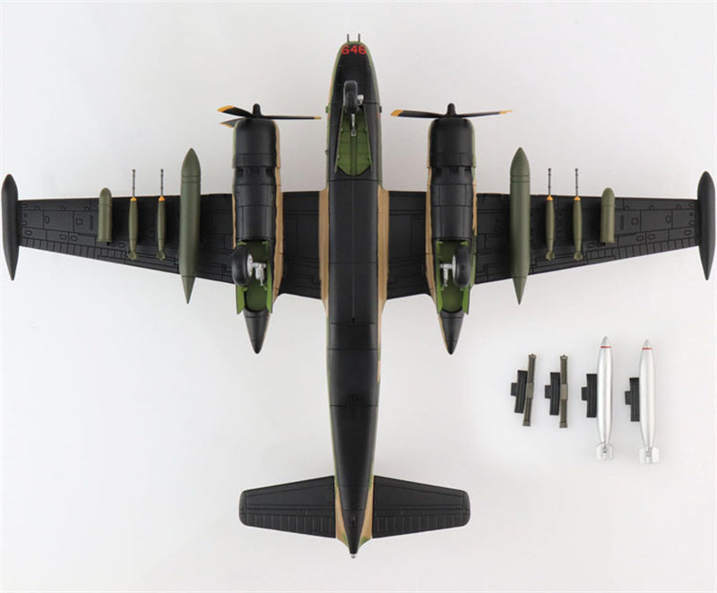 HOBBY MASTER B-26K Counter Invader AF64-646, 609th SOS,59th SOW, Thailand 1969 1/72 Aircraft Pre-built Model