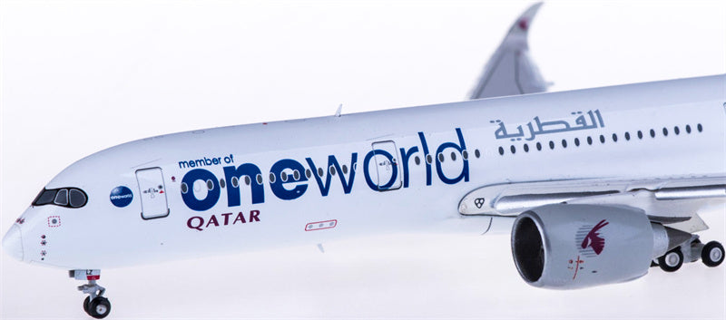 JC Wings Qatar Airbus A350-900 A7-ALZ Flaps Down 1:400 Diecast Model view 3