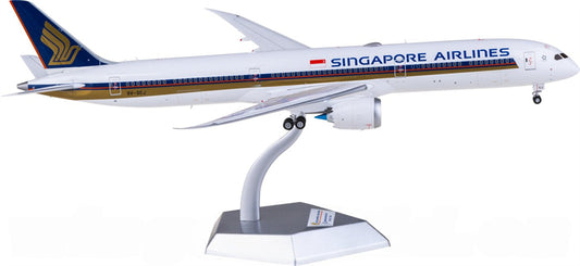 SQ Wings Singapore Airlines Boeing 787-10 9V-SCJ 1:200 Diecast Model view 1
