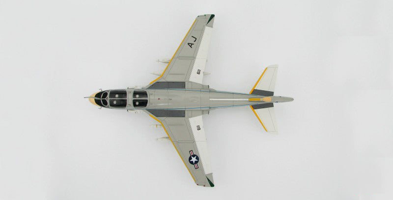 HOBBYMASTER USN / USS Nimitz EA-6B VAQ-135 1:72 Model 1978  Black Ravens 159909
