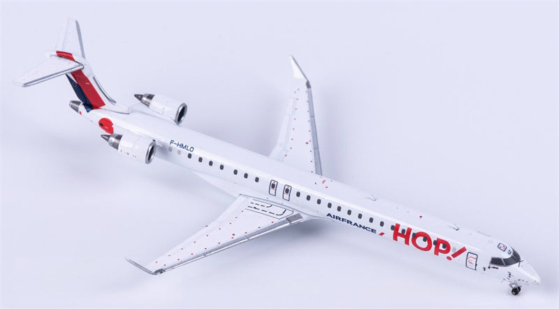 JC Wings Air France Bombardier CRJ1000EL F-HMLO 1:400 Diecast Model view 4