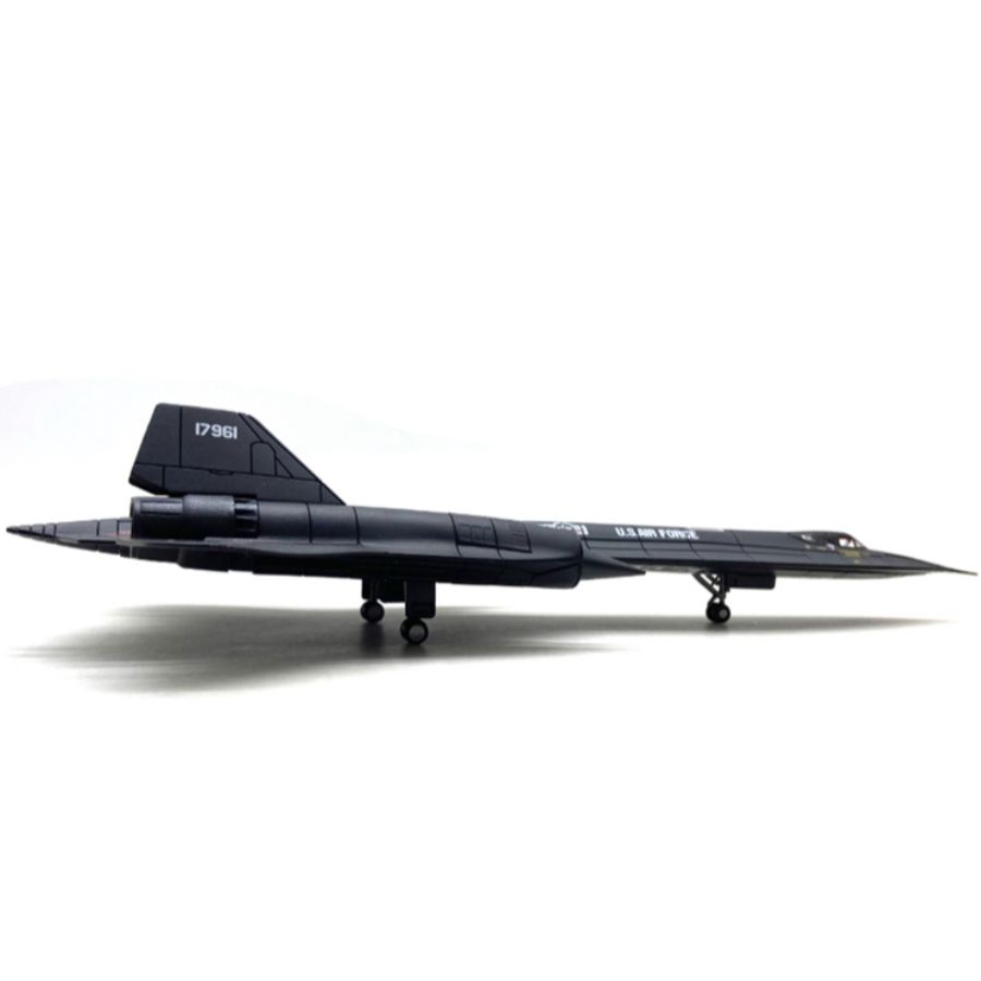 FLOZ US Air Force Lockheed SR-71 Blackbird Reconnaissance Aircraft 1:144 Aircraft Pre-built Model