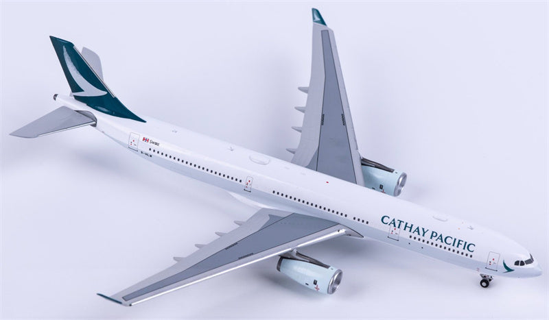 NG Models 1:400 Cathay Pacific Airbus A330-300 B-HLW  Diecast Model