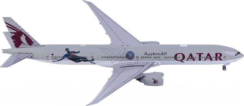 NG Models Qatar Boeing 777-300ER A7-BEK 1:400 Diecast Model view 4