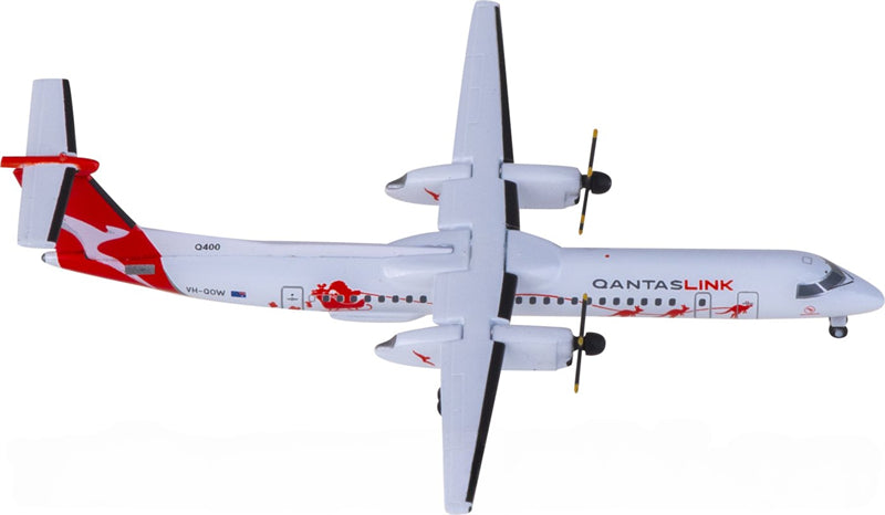 Herpa Qantas Bombardier Dash 8 Q400 VH-QOW 1:500 Diecast Model view 3