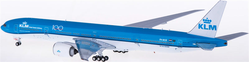 Phoenix KLM Boeing 777-300ER PH-BVR 1:400 Diecast Model view 2