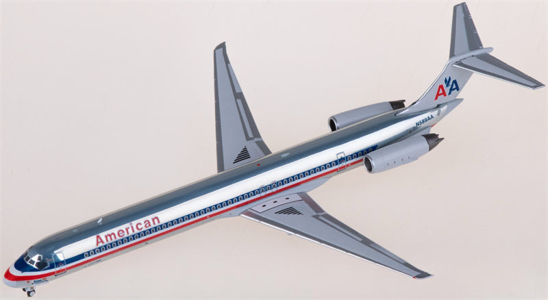 NG Models American Airlines McDonnell Douglas MD-83 N589AA 1:400 Diecast Model view 1