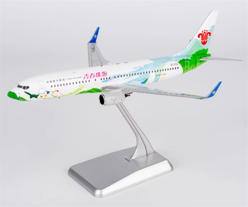 NG Models China Southern Boeing 737-800 B-1700 1:200 Aircraft Model