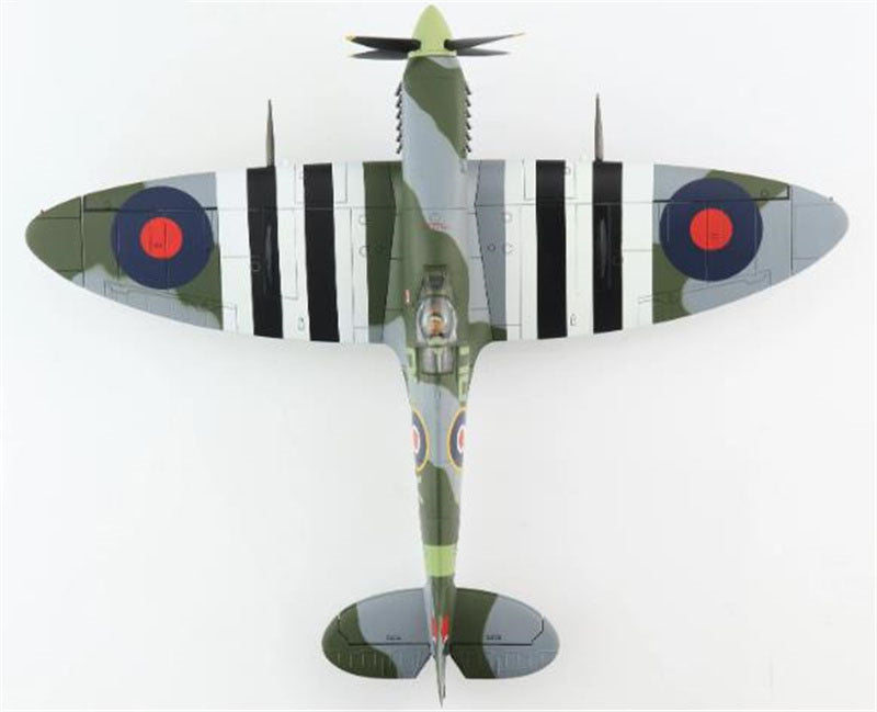 HOBBY MASTER Spitfire Mk.IXe ML407, flown by F/O Johnnie Houlton, 485 (NZ) Squadron, France, September 1944 1/48 Aircraft Pre-built Model