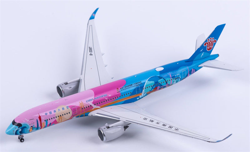 NG Models China Southern Airbus A350-900 B-308T Collector's Edition 1:400 Diecast Model view 3