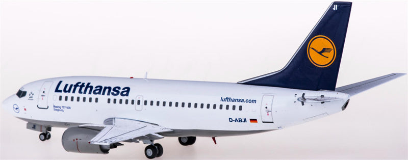 JC Wings Lufthansa Boeing 737-500 D-ABJI 1:200 Diecast Model view 2