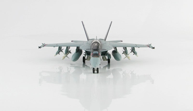 HOBBY MASTER USN F/A-18E VX-9 1:72 Model 2018  Vampires 166957