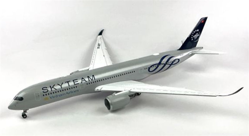 JC Wings 1:200 Vietnam Airlines Airbus A350-900 VN-A897 Flaps down DIECAST Model