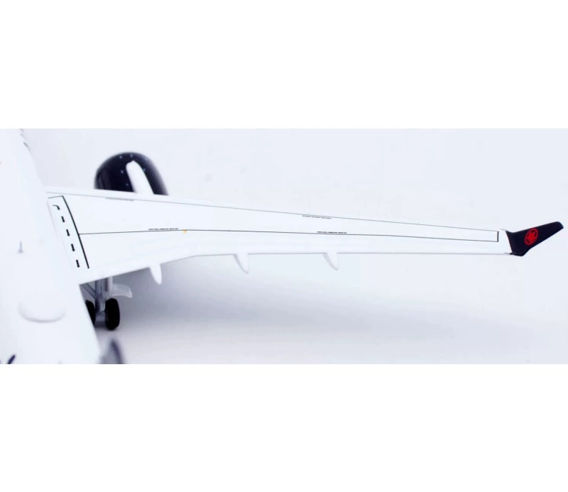 JC Wings 1:200 Air Canada A220-300 C-GUPG  DIECAST Model