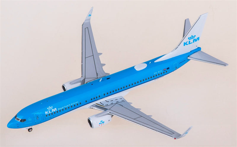 AeroPolaris KLM Boeing 737-800 PH-BCL 1:400 Diecast Model view 3