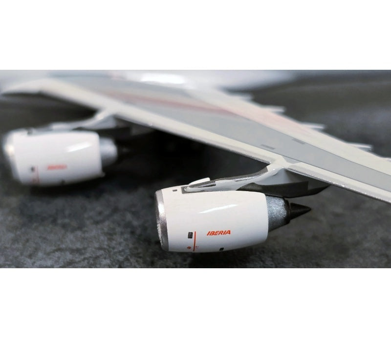Phoenix 1:400 Iberia A340-600 EC-IQR  DIECAST Model