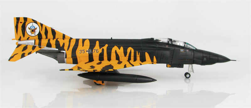 HOBBY MASTER Luftwaffe RF-4E AG 52 1:72 Model 1985 NATO Tiger Meet 35+76