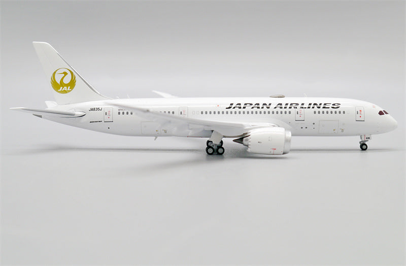 JC Wings Japan Airlines Boeing 787-8 JA835J Flaps Down 1:400 Diecast Model view 2