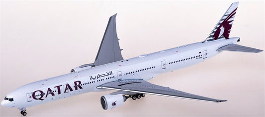 Phoenix Qatar Boeing 777-300ER A7-BOB 1:400 Diecast Model view 1