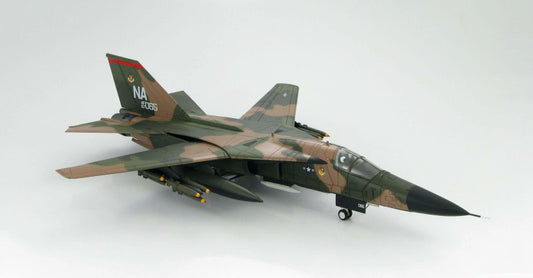 HOBBY MASTER USAF / Thailand F-111 474th TFW 429th TFS 1:72 Model 1972   AF67065