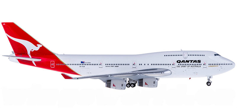 Phoenix Qantas Boeing 747-400 VH-OJA 1:400 Diecast Model view 4