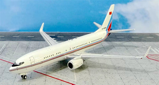 C Model 1:400 PLA Air Force B737-800 B-4085 DIECAST Model