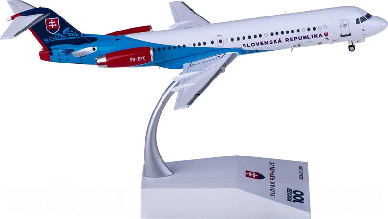 JC Wings Slovakia Government Flying Service Fokker 100 OM-BYC 1:200 Diecast Model view 2