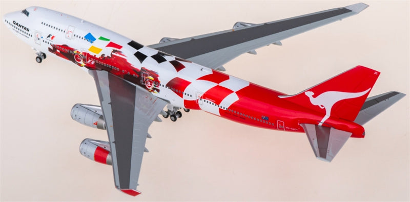 Hxmodels Qantas Airways Boeing 747-400 VH-OJC 1:400 Diecast Model view 3