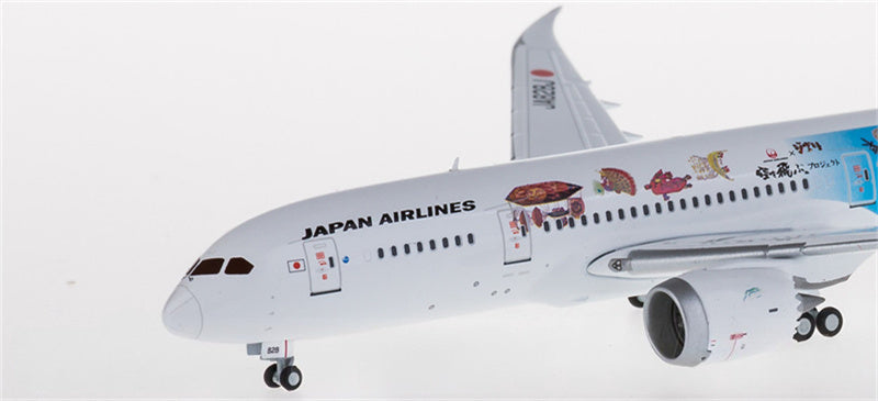 JC Wings Japan Airlines Boeing 787-8 JA828J 1:400 Diecast Model view 3