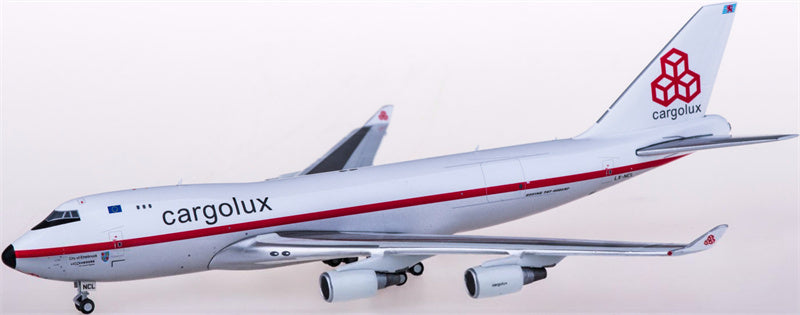 Geminijets Cargolux Boeing 747-400ERF LX-NCL 1:400 Diecast Model view 2