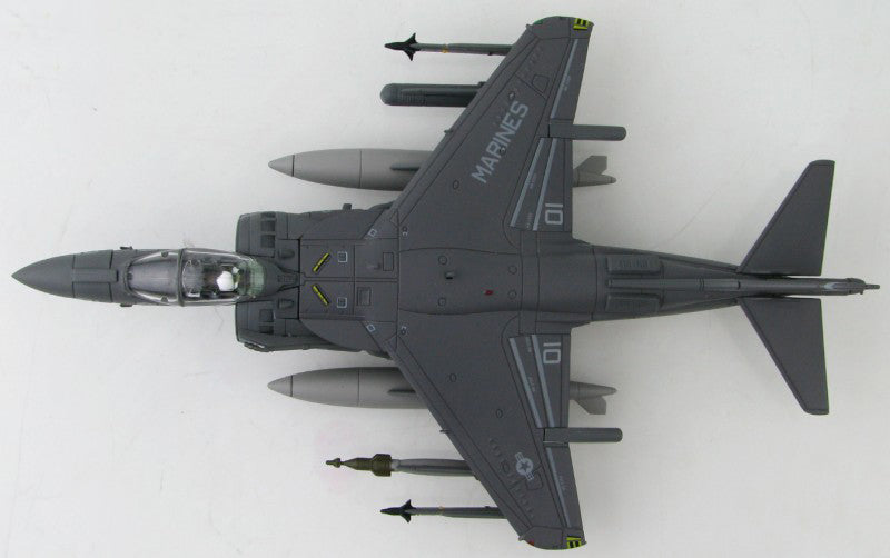 HOBBY MASTER USMC AV-8B VMA-211 1:72 Model   Wake Island Avengers 165419