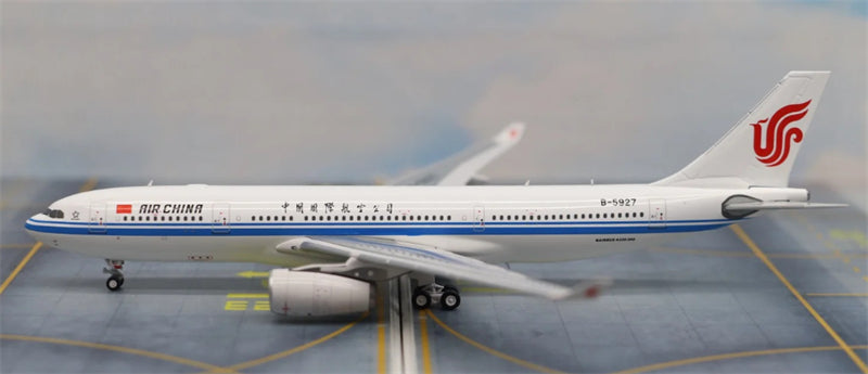 Kylin Model 1:400 Air China Airbus A330-200 B-5927  DIECAST Model