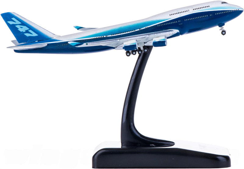 Hogan Boeing 747-400 1:1000 Diecast Model view 1