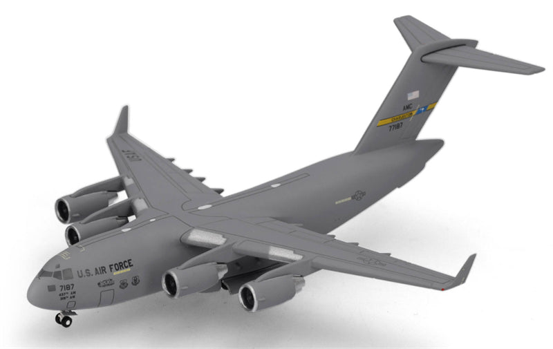 Herpa 1:500 USAF Boeing C-17A 07-7187 Model