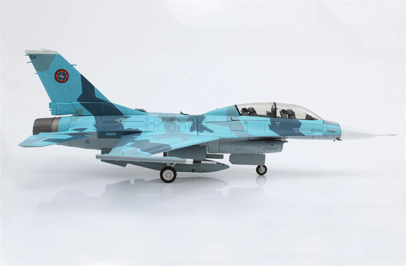 Hobby Master Lockheed F-16B Top 920458 40th Anniversary of Naval Aviation NSAWC 2009 1/72 Aircraft Pre-built Model