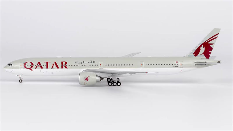 NG Models Qatar Boeing 777-300ER A7-BAV 1:400 Diecast Model view 2