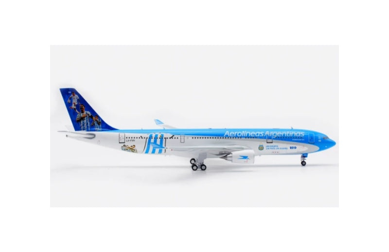 B-Models 1:200 Aerolineas Argentinas A330-200 LV-FVH  DIECAST Model