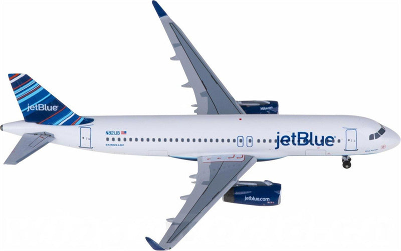 AeroClassics JetBlue Airbus A320 N821JB 1:400 Diecast Model view 3