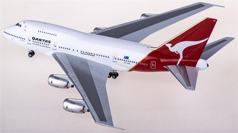 NG Models Qantas Boeing 747SP VH-EAB 1:400 Diecast Model view 3
