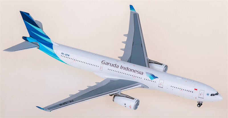 NG Models 1:400 Garuda Indonesia Airbus A330-300 PK-GPW Model
