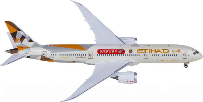 NG Models Etihad Airways Boeing 787-9 Dreamliner A6-BLM 1:400 Diecast Model view 3