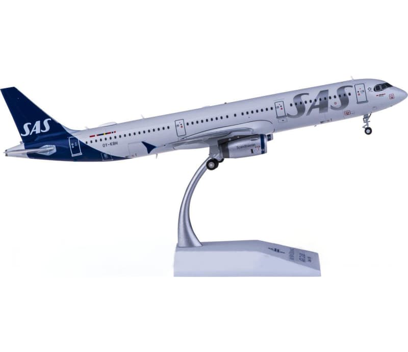 JC Wings SAS Airbus A321 OY-KBH 1:200 Aircraft Pre-built  Airliner Model Display