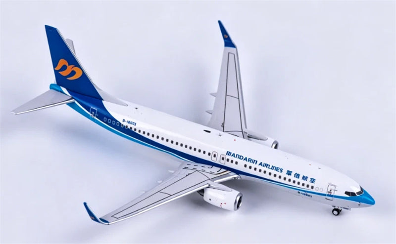 C Model 1:400 Mandarin Airlines B737-800 B-18653 DIECAST Model