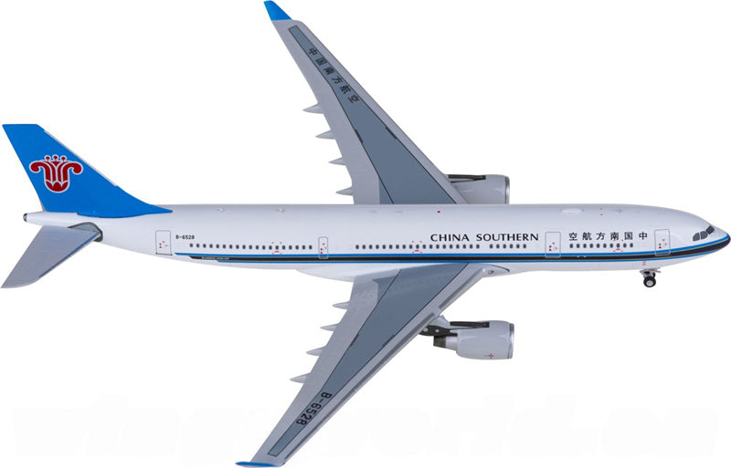NG Models China Southern Airbus A330-200 B-6528 1:400 Diecast Model view 2