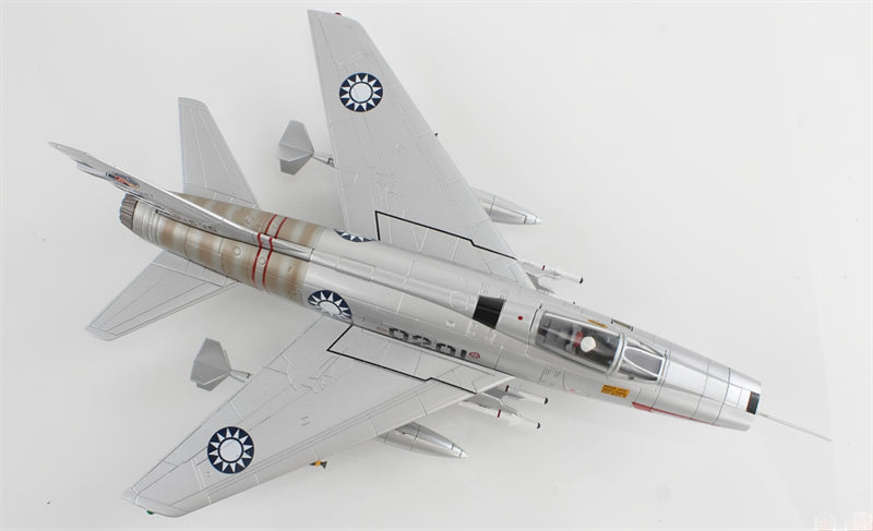 HOBBY MASTER ROCAF F-100D 41st SQN 1:72 Model 1980 Super Sabre 0201/31535