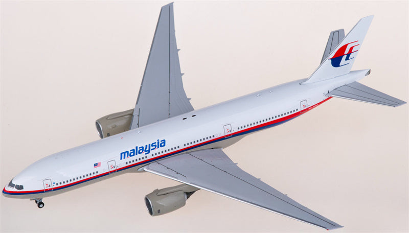 Bob Models Malaysia Airlines Boeing 777-200ER 9M-MRO 1:400 Diecast Model view 1